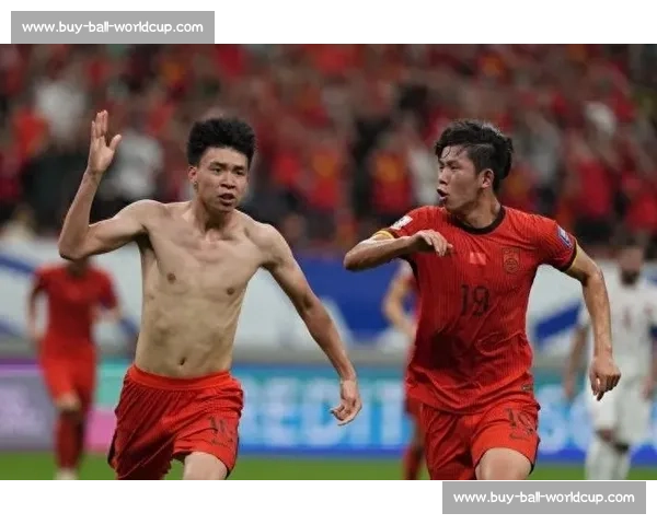 国足东亚杯名单公布：王钰栋领衔新星阵容，塞鸟压阵剑指新突破