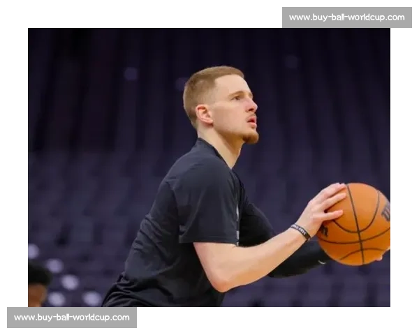 尼克斯五次挖角在职主帅遭怒斥！多队挂断电话爆粗口