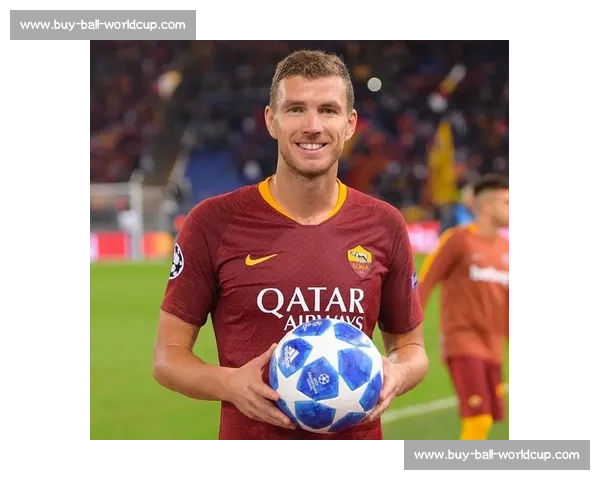 官宣！多伦多提前两年解约 34 岁意大利锋霸：薪资空间腾挪背后的重建信号