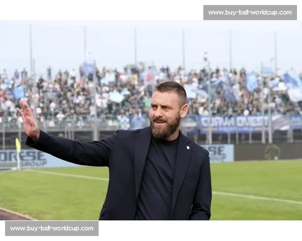 桑普戏剧性保级留意乙，德罗西执教进入实质性谈判