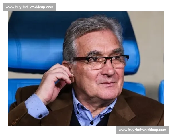 津媒:伊万旧部回归暗藏新动向 教练组用人凸显熟面孔偏好 津媒:伊万旧部回归暗藏新动向 教练组用人凸显熟面孔偏好