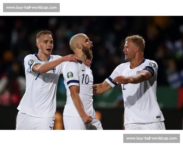 特维斯替补 15 分钟大四喜!世界联 5-4 逆转英格兰 特维斯替补 15 分钟大四喜!世界联 5-4 逆转英格兰