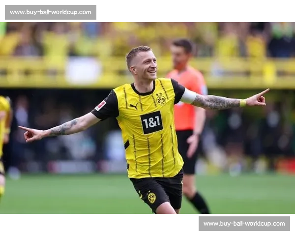 罗伊斯两助攻 + 神级脚后跟，银河 3-3 绝平圣路易斯城