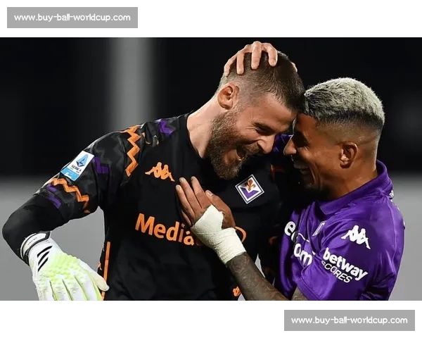 弟媳泪洒世俱杯!2-0 击退欧冠亚军,胜利献给米兰球迷 弟媳泪洒世俱杯!2-0 击退欧冠亚军,胜利献给米兰球迷